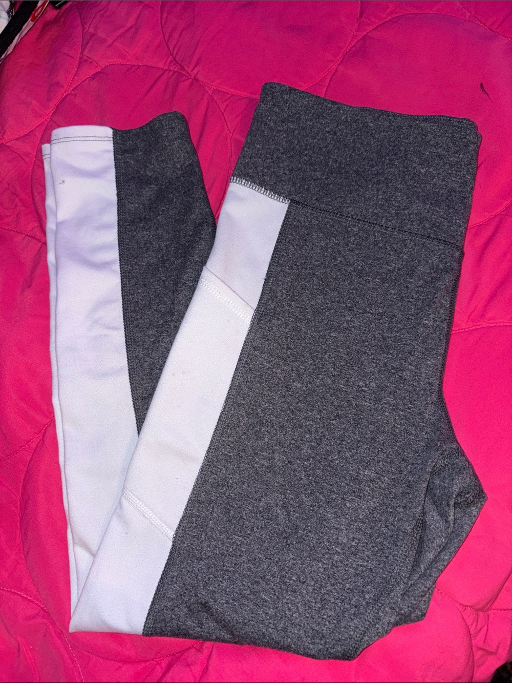 SO Gray and White Colorblock Women’s Leggings
